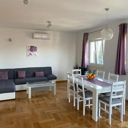 Anadina Apartment Trogir Exterior photo
